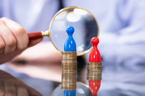 Lohndiskriminierung-Entgelttransparenz-EU-Richtlinie-Lohndifferenz